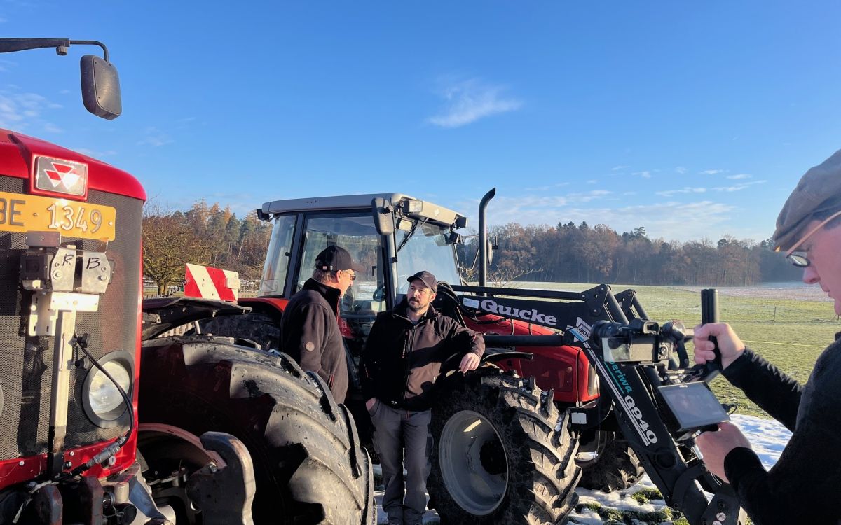 Le tournage sur l'exploitation salariale de Markus Kneubühl. Image : kim