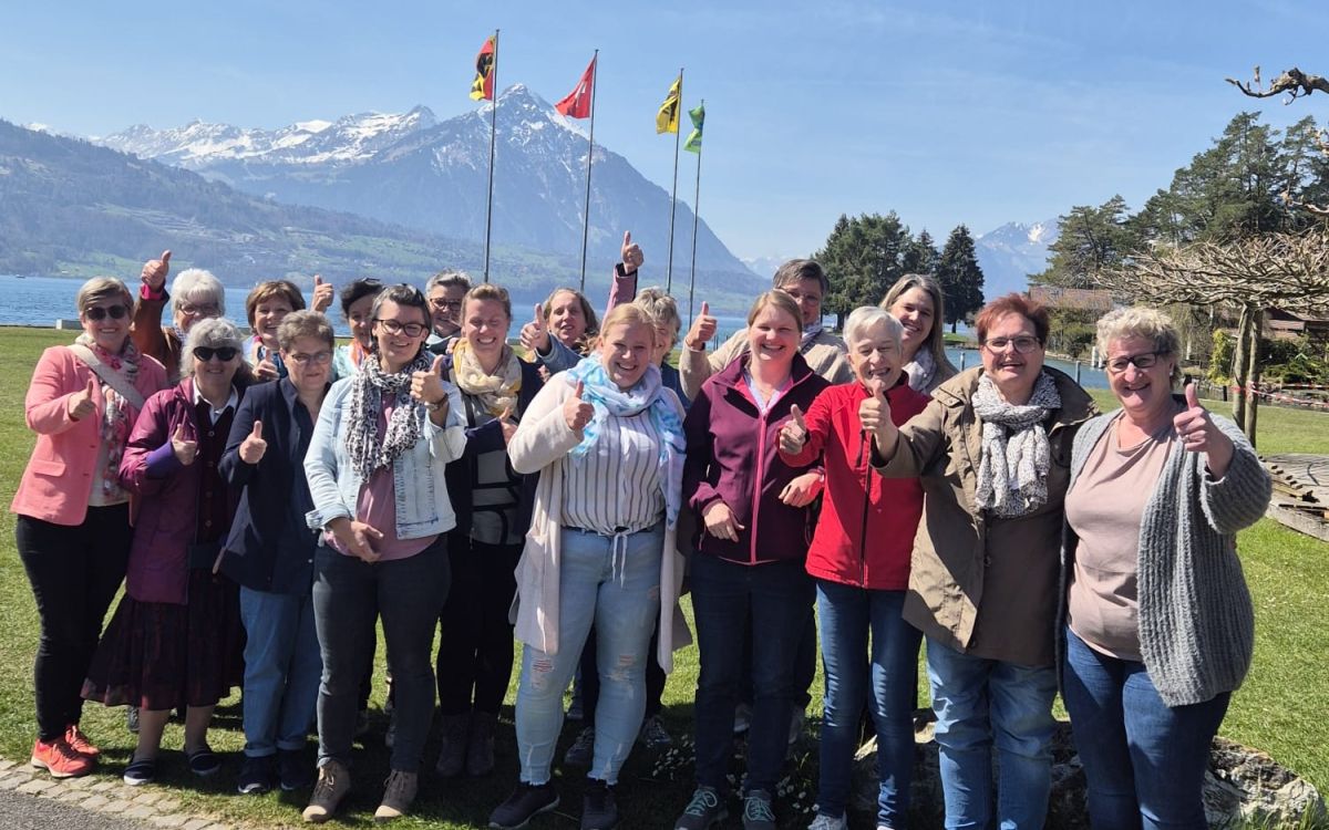 Die Lohnunternehmer-Frauen beim Ausflug ins Berner Oberland. Bild: Haffa