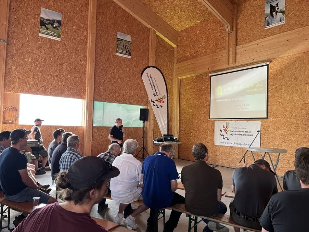 Armin Segmüller, Director Business Unit Landtechnik der Robert Aebi Landtechnik AG, sieht die Lohnunternehmer in vielen Bereichen als Vorreiter.