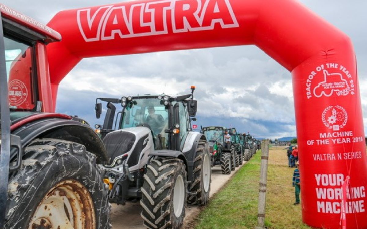 30 ans de Valtra en Suisse