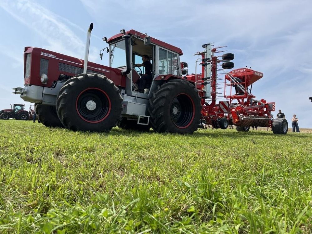 Der Anblick erfreut die Fans der Schlüter-Traktoren.