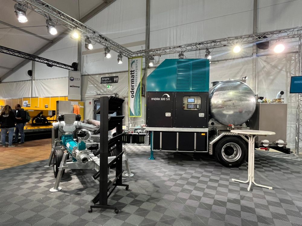 L'Hydra 300 SX était au centre de l'attention sur le stand d'Odermatt Umwelttechnik AG. Image : kim