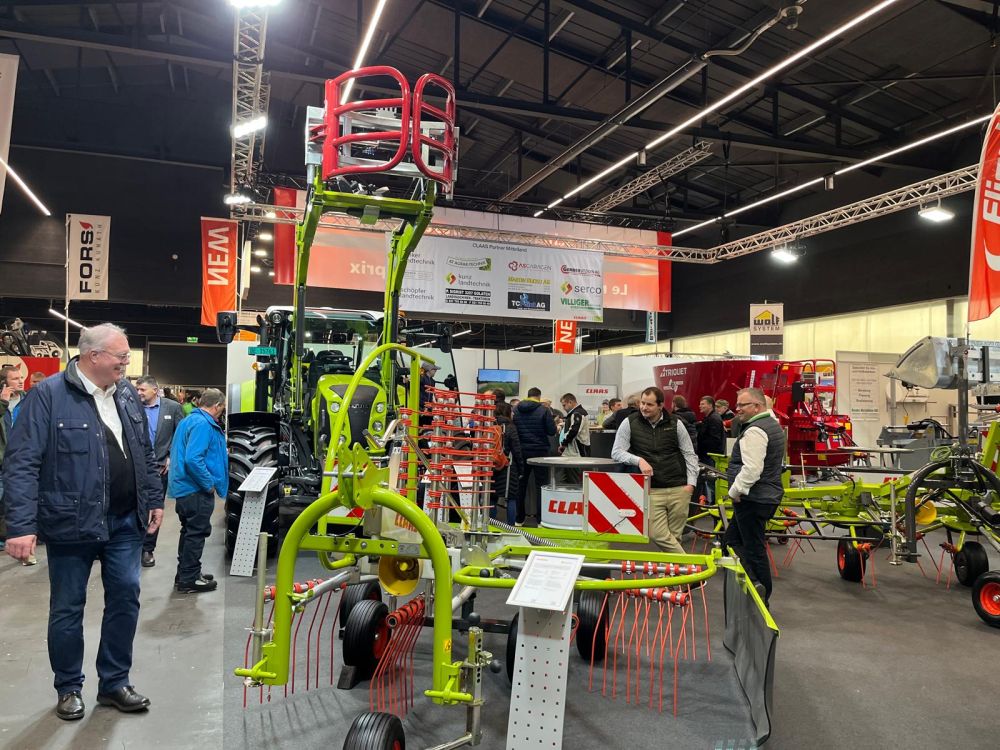 Sur le stand de Serco, leur gamme de produits pour l'agriculture de montagne a été présentée. Image : kim
