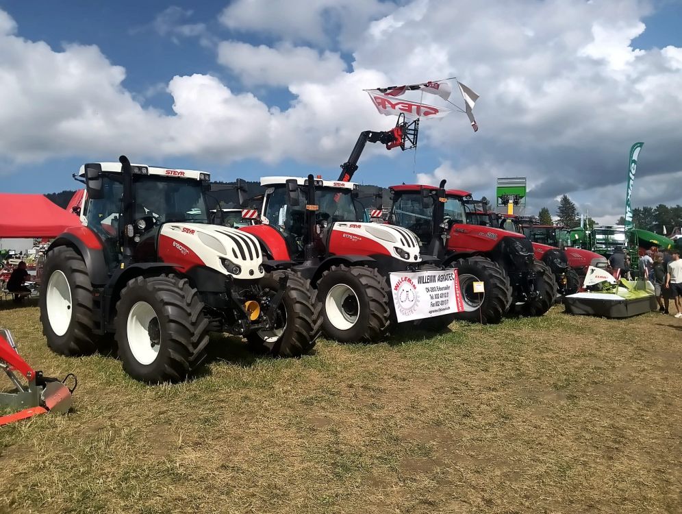 Steyer et Case IH se sont présentés ensemble sur le stand de Willemin Agratec. Photo : BG