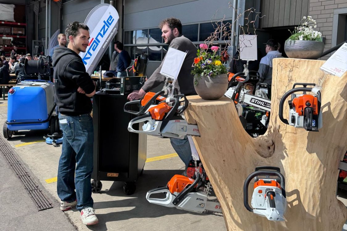 Les tronçonneuses STIHL ont également attiré de nombreux regards. Image : Grimm
