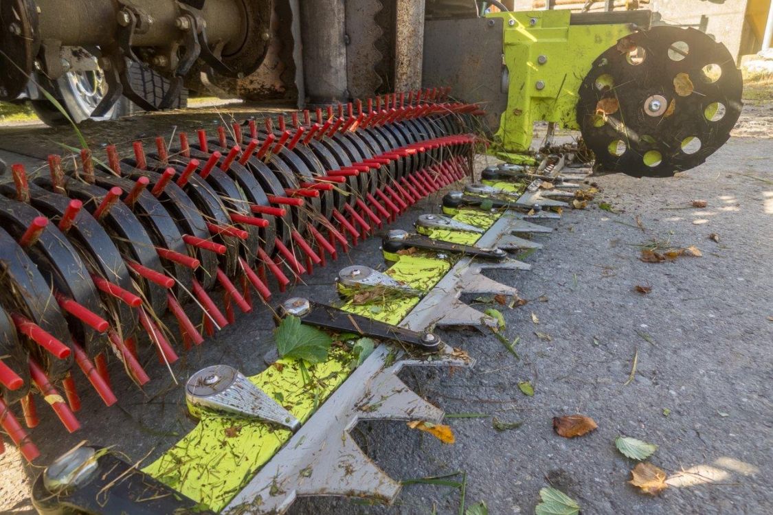 Pick-up avec dents flexibles en plastique de Rapid. Photo : Vollmer