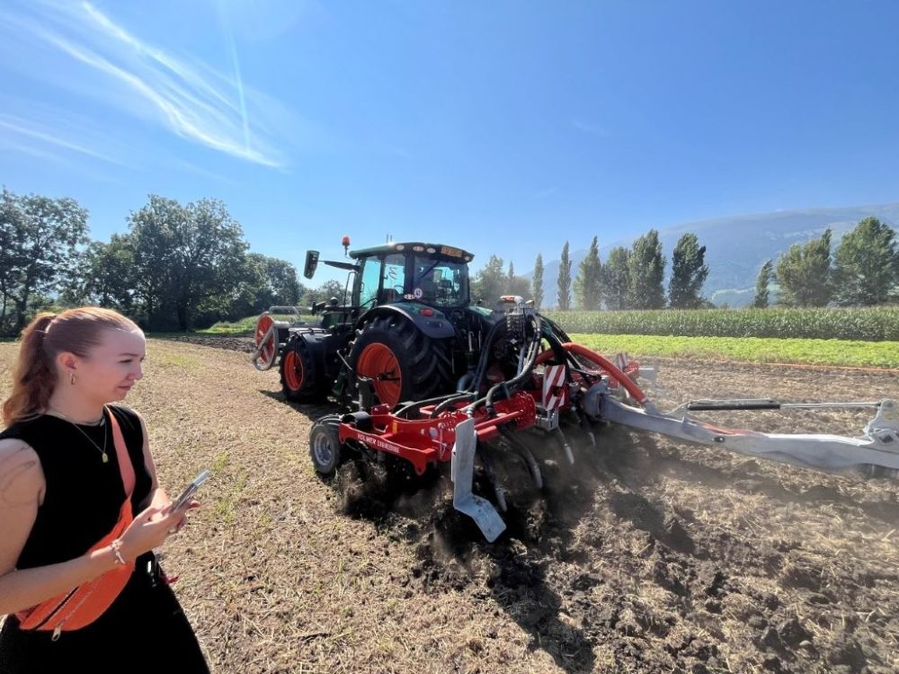 Gülleverschlauchung ist eine Lösung zur Vermeidung von Bodendruck. Bildquelle: kim